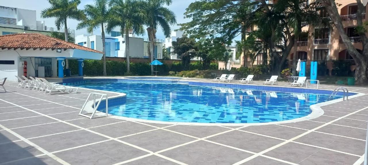 Hotel Penon Suites Girardot Eksteriør bilde