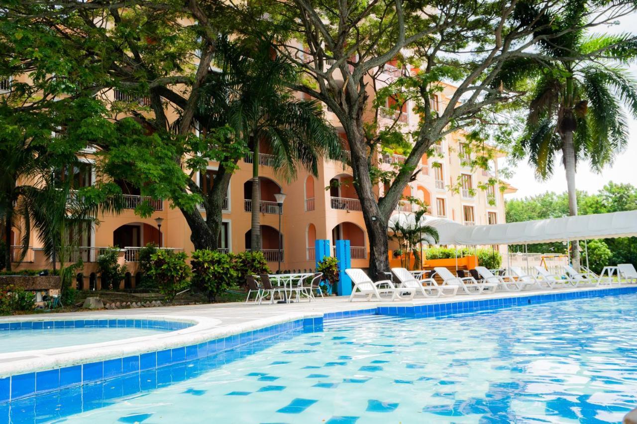 Hotel Penon Suites Girardot Eksteriør bilde