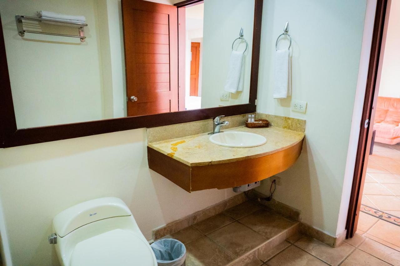Hotel Penon Suites Girardot Eksteriør bilde