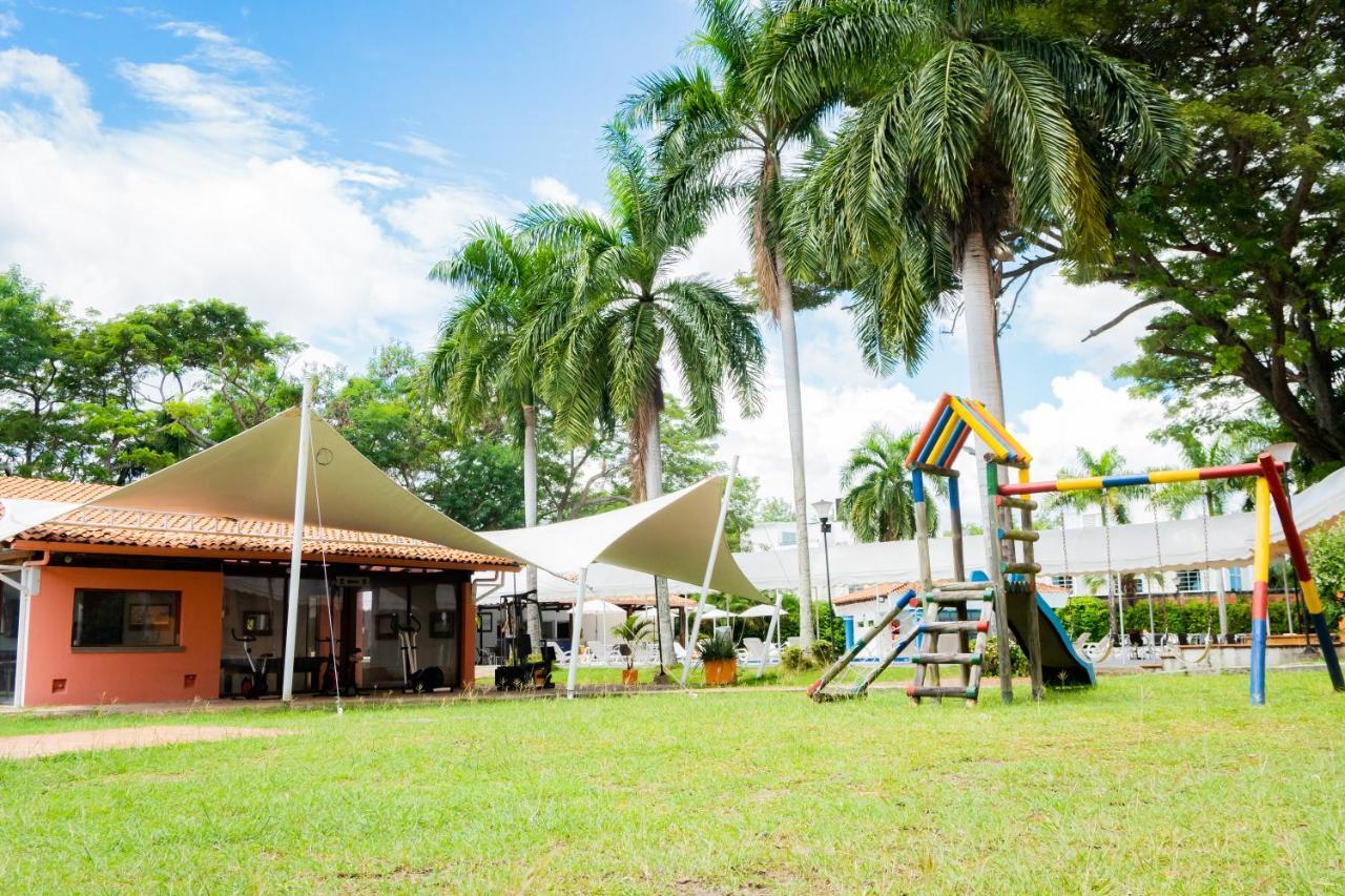 Hotel Penon Suites Girardot Eksteriør bilde